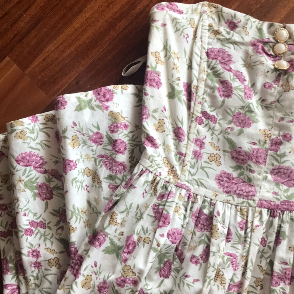 Floral dress with pearl buttons